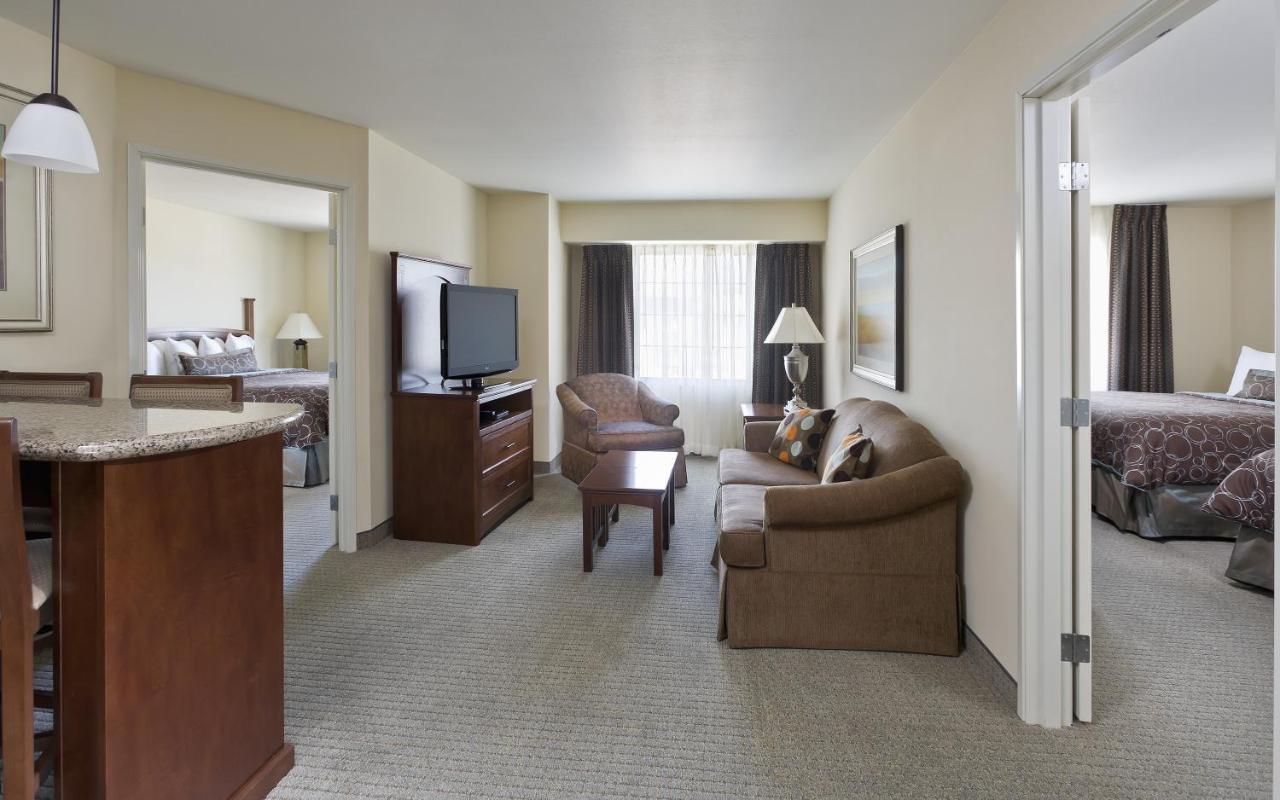 Staybridge Suites El Paso Airport By Ihg Room photo