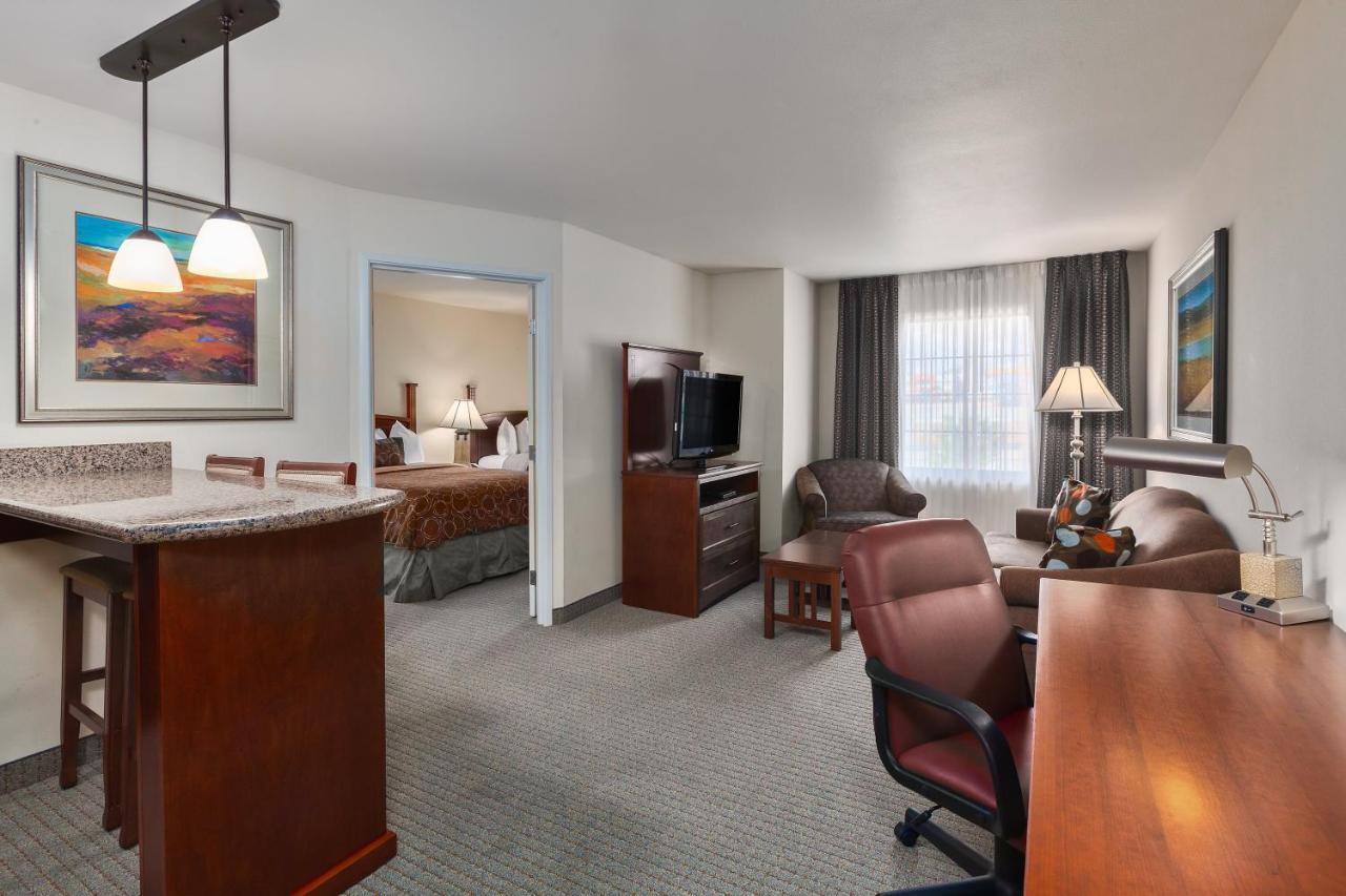 Staybridge Suites El Paso Airport By Ihg Exterior photo
