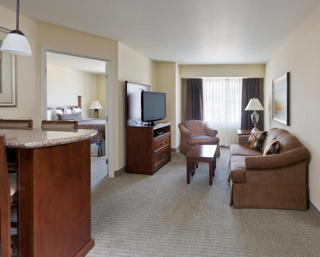 Staybridge Suites El Paso Airport By Ihg Exterior photo